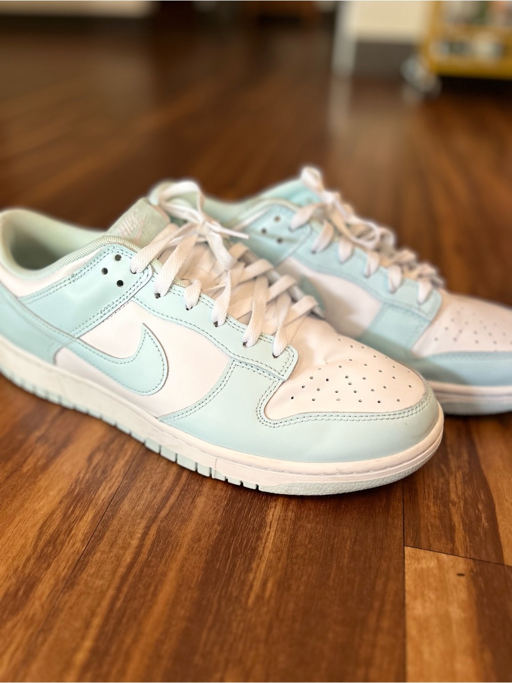 Nike Dunks - Like New!